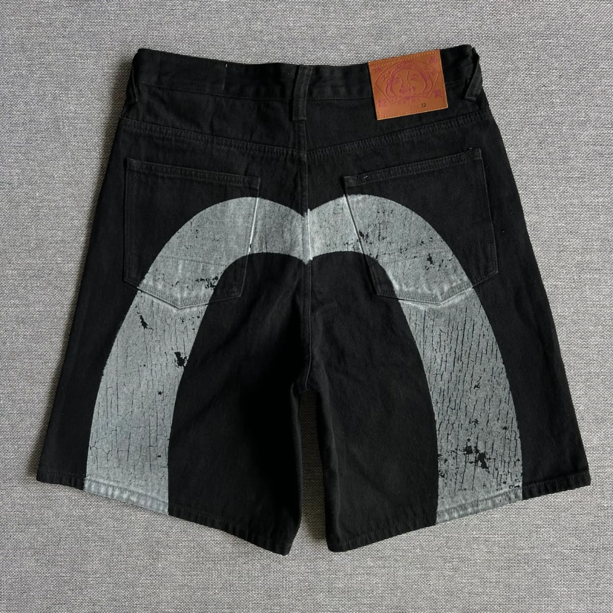 EVISU JORTS PRETOOO.jpg